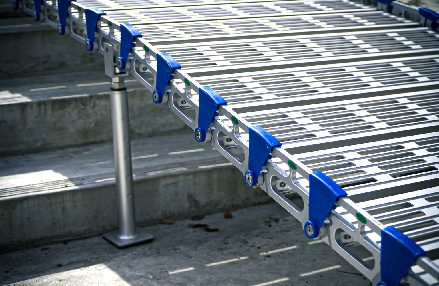KODO Rollable Aluminum Wheelchair Ramp - Kodo Mobility Solutions