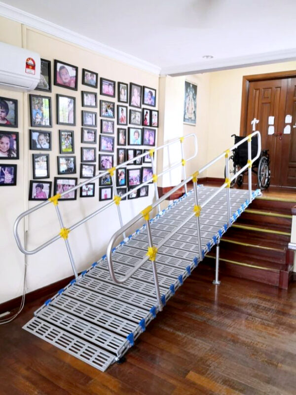 KODO Rollable Aluminum Wheelchair Ramp - Kodo Mobility Solutions