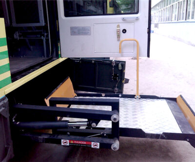 WL T 1000G Wheelchair Lift 3