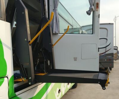 wheelchair lift 1300 720 3